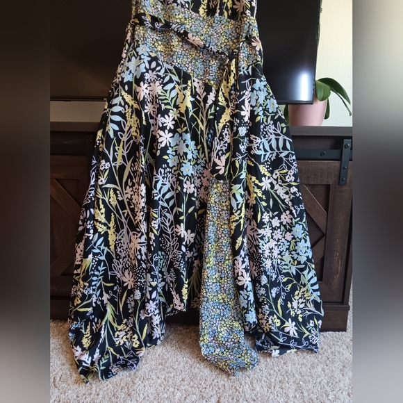 Women dress size 8. CALVIN KLEIN - Picture 3 of 6